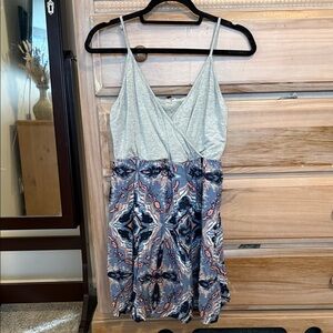 Roxy Spaghetti-Strap Mini Dress in Light Gray and Blue Pattern